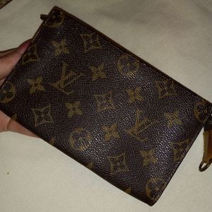 Authentic Louis Vuitton Monogram Pouch Pochette